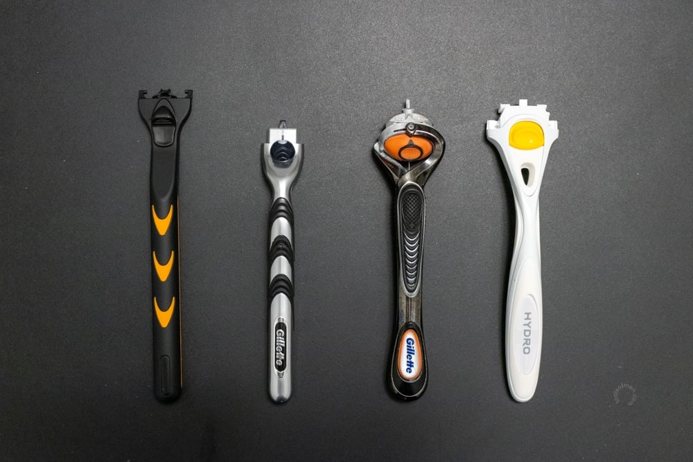 proprietary fittings for multiple cartridge razors