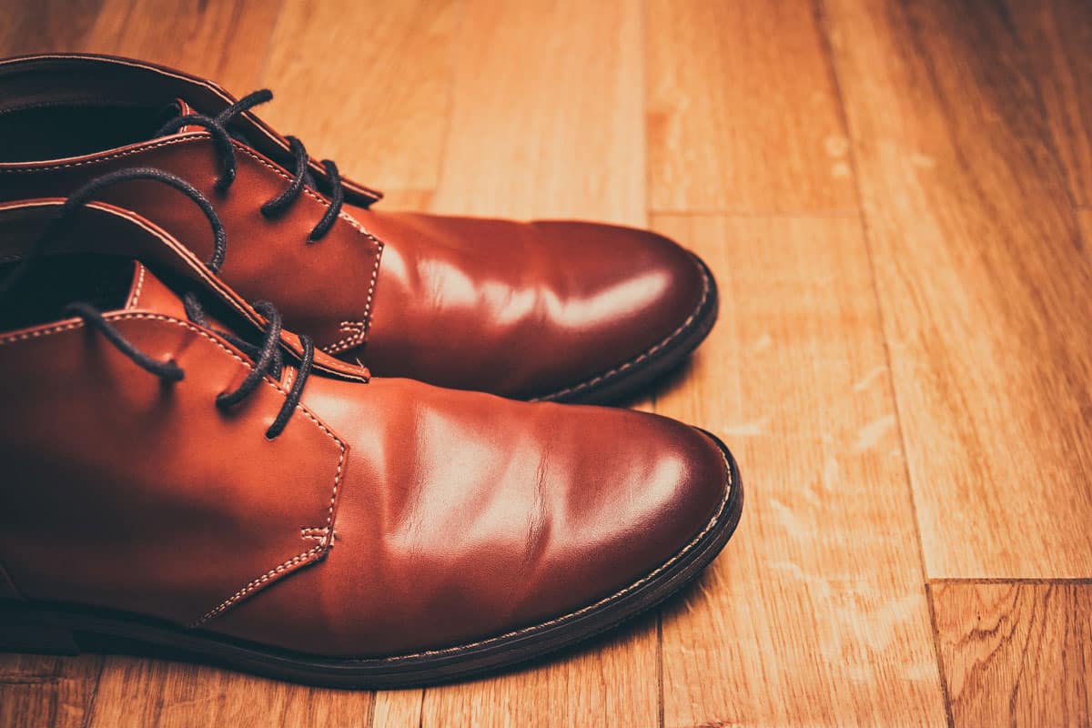 how to clean leather chukka boots